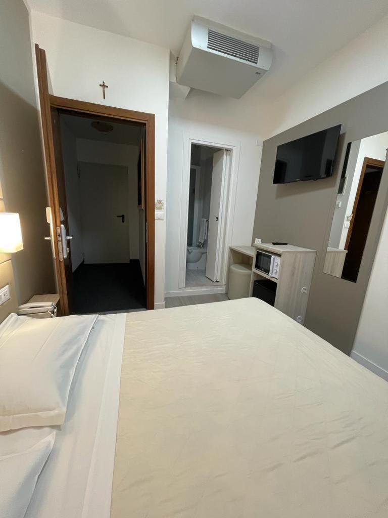 Hotel & Aparthotel Carinthia S Lido di Jesolo Exterior photo